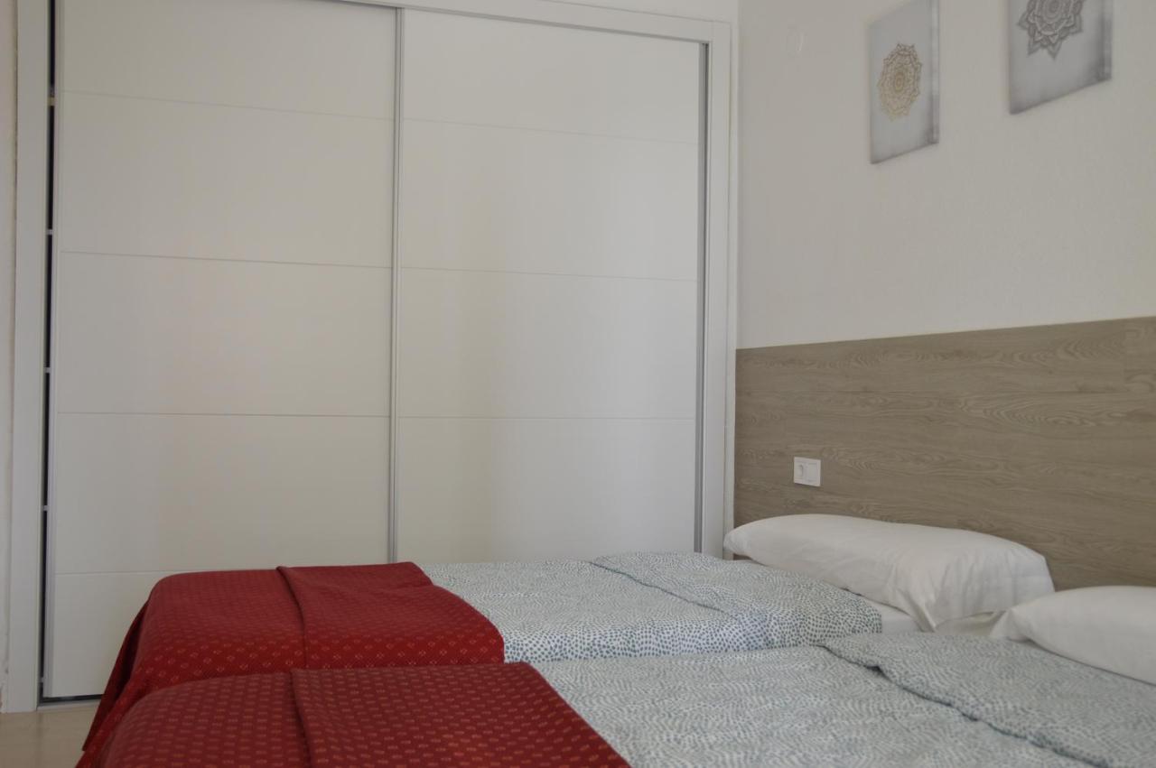 Gemelos IV Loysan Apt. With Pool Benidorm Eksteriør billede